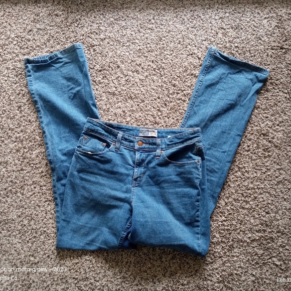 Levi Strauss Women's At Waist Bootcut Flare Stretch Jean Blue Size Medium 8 Long - Picture 5 of 6